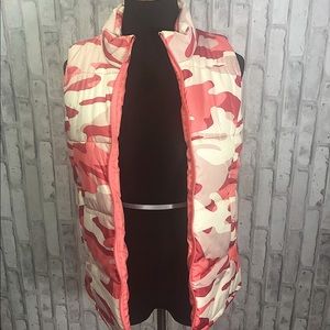 LANDS’ END vest